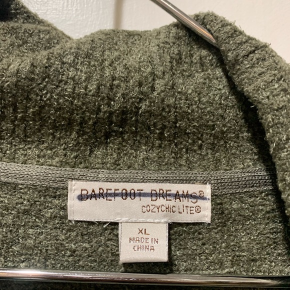 Barefoot dreams cozy chic lite new without tags XL olive green open sweater - Picture 6 of 6